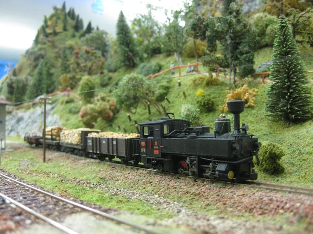 MEFE Fahrbetrieb Modelleisenbahnen mit Weihnachtsmarkt