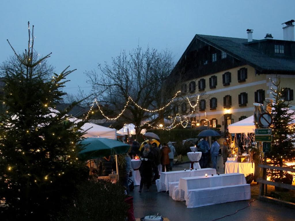 Fröhlich-kulinarischer Christkindlmarkt
