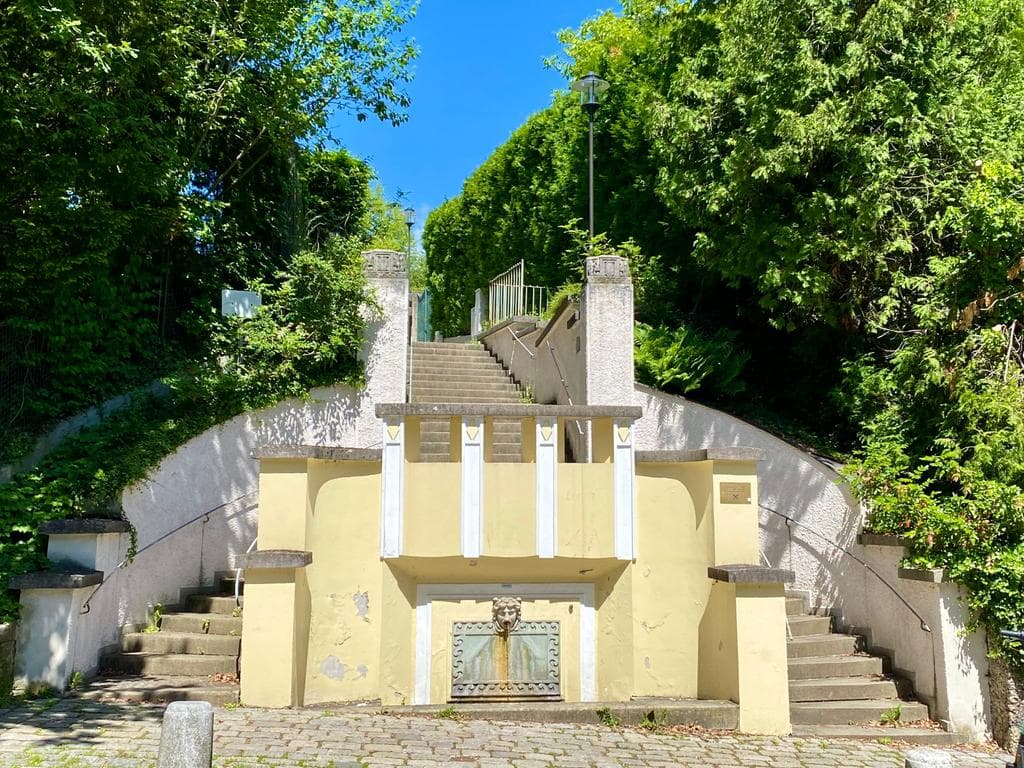Themenführung: Die Villen am Schloss- und Römerberg