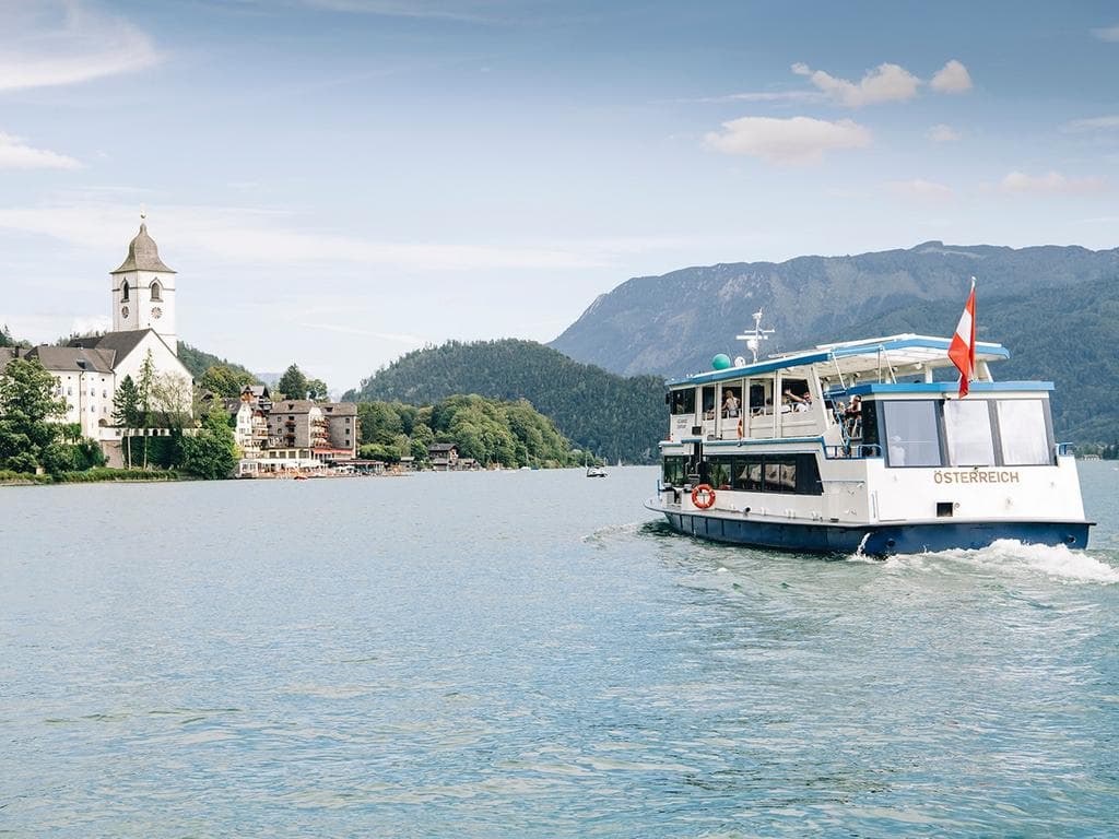 Pirnis Plattenkiste am Schiff