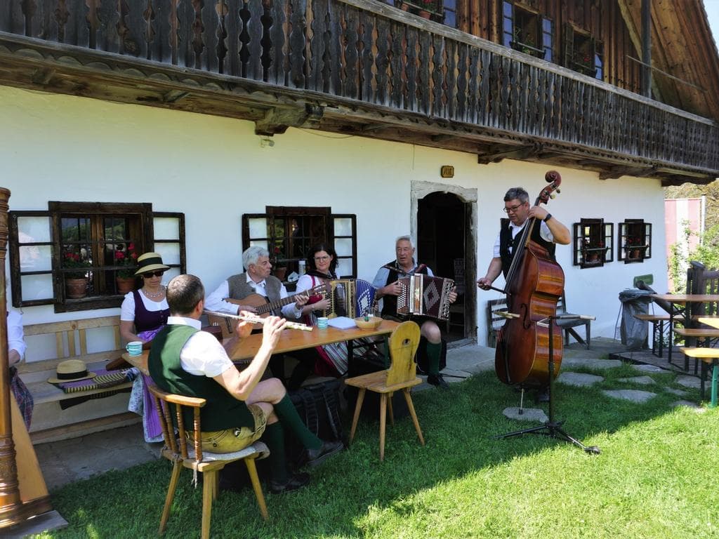 Handwerkernachmittag im Heimathaus