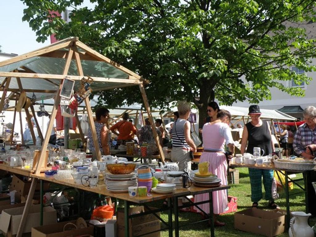 Flohmarkt der Pfarre Schörfling