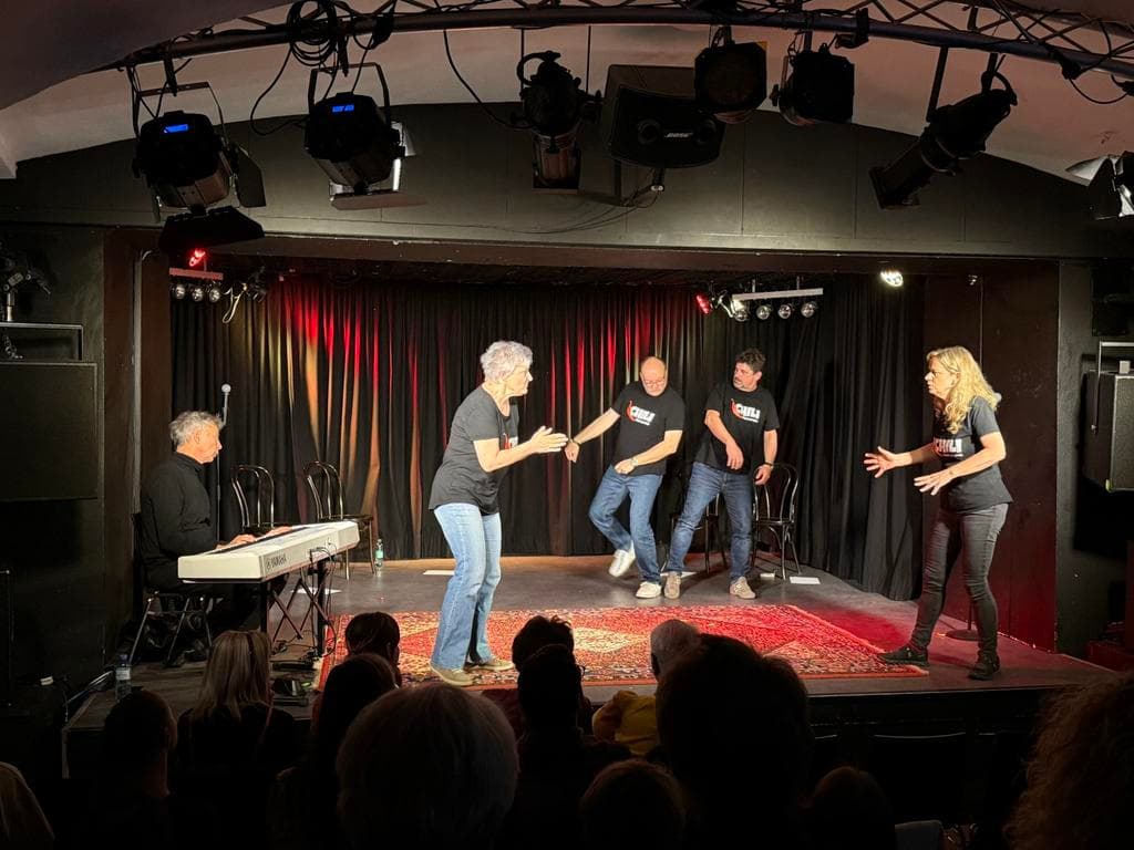 Open Stage Improvisationstheater - Auf die Bühne! Fertig! Los!