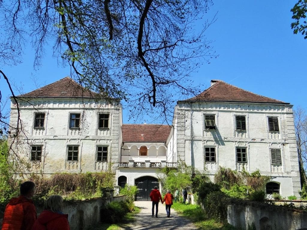 Auf den Spuren der Adeligen von Schloss Katzenberg!