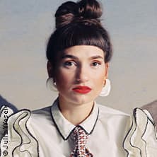 Anna Buchegger - Lovehead - Ankathie Koi