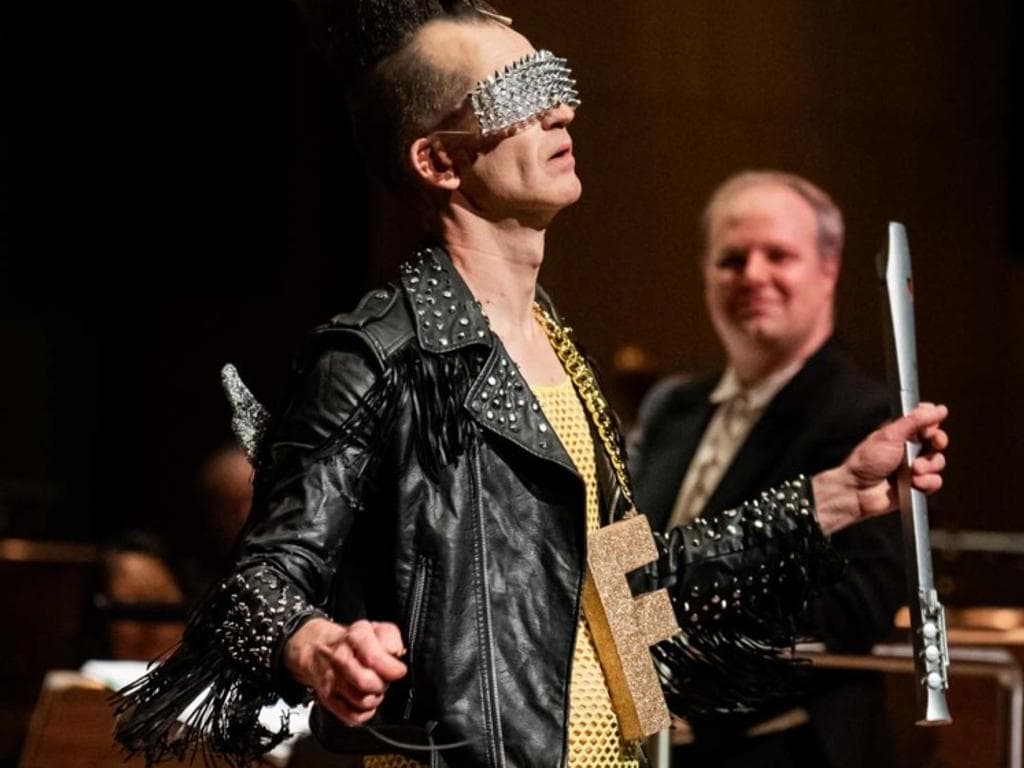 Midi.Music: The Fluteman with Orchestra Show