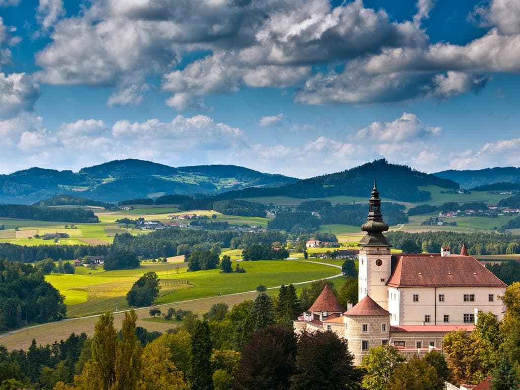 Offene Freitagsführung im Schloss Weinberg