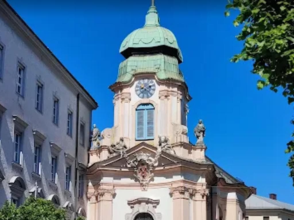 Linzer Kirchenroas Priesterseminarkirche