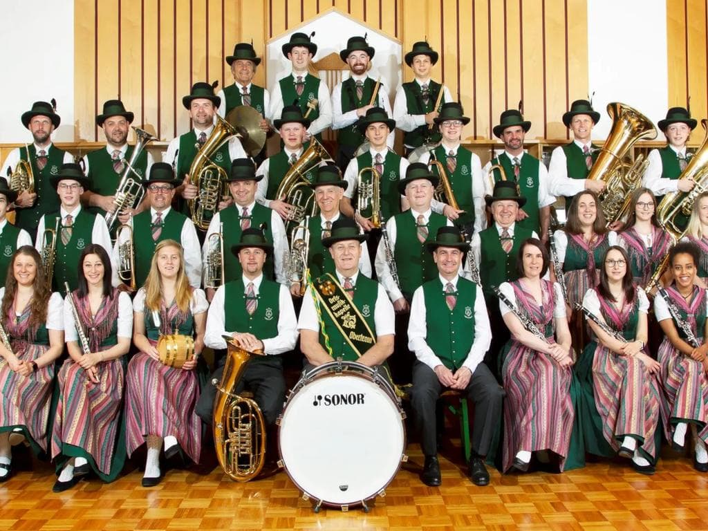 Frühschoppen mit der Ortsmusikkapelle Obertraun