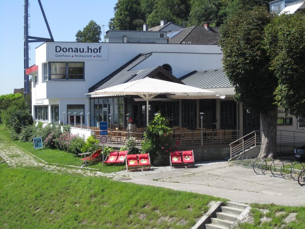Caffè - Bar - Ristorante DANUBIO