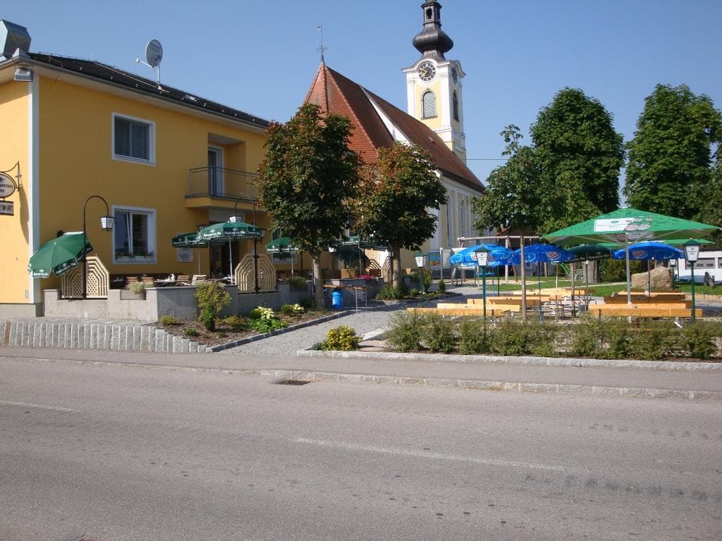 Dorf.Wirt