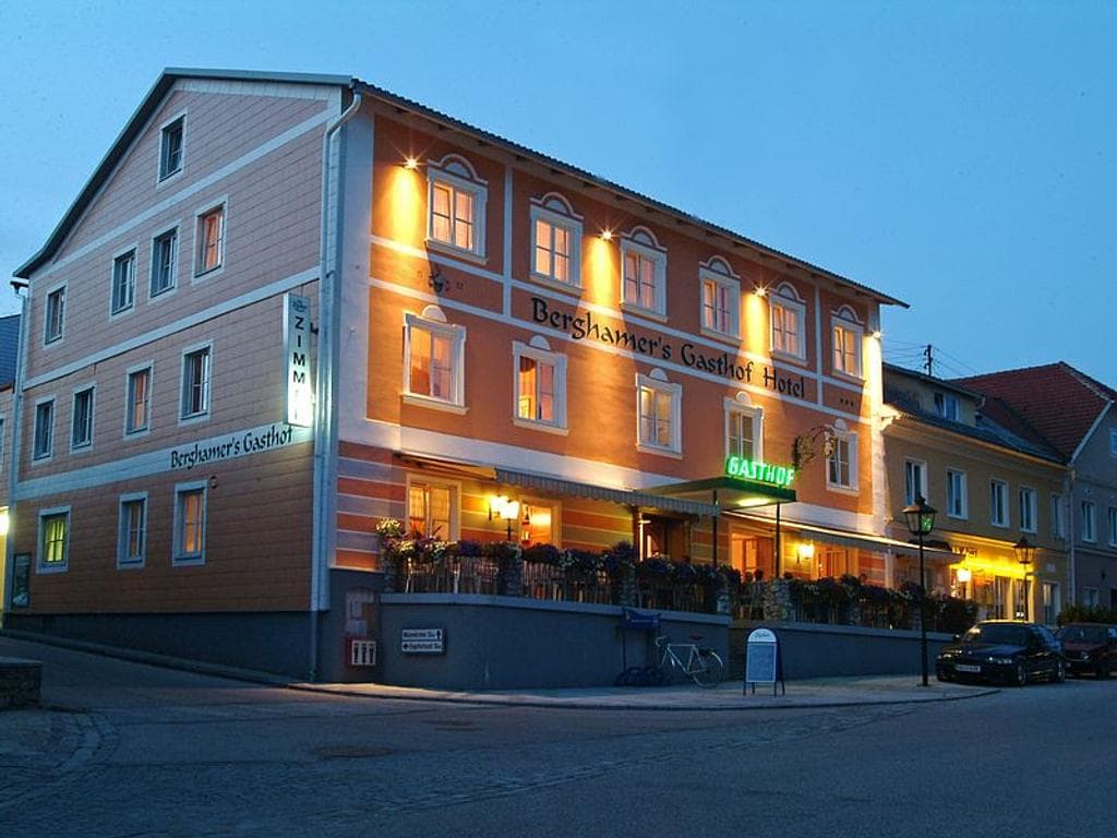 Berghamers Gasthof Hotel zum Goldenen Hirschen