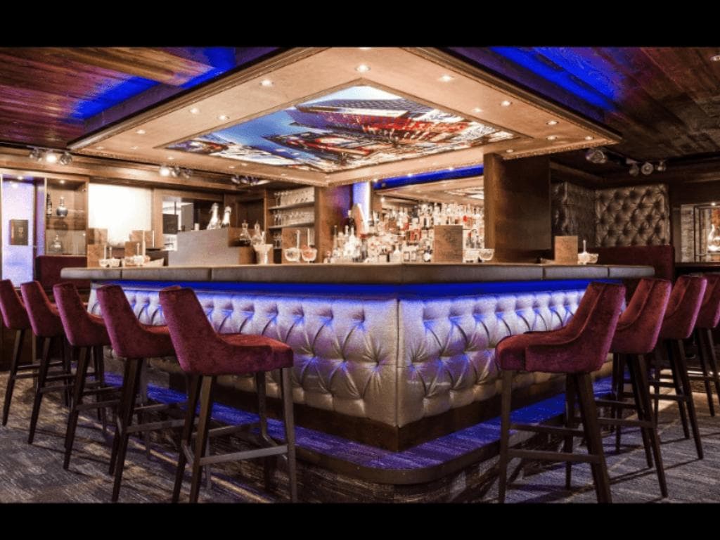 Mark's New York Bar