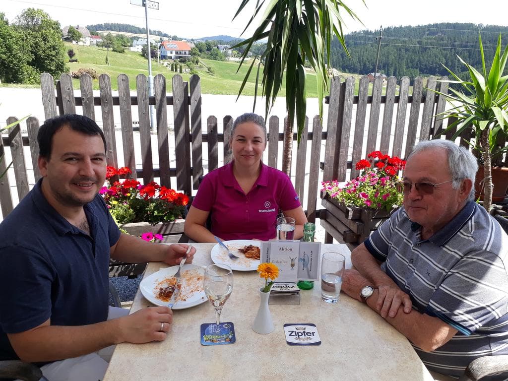 Shopping-Cafe Jetschgo