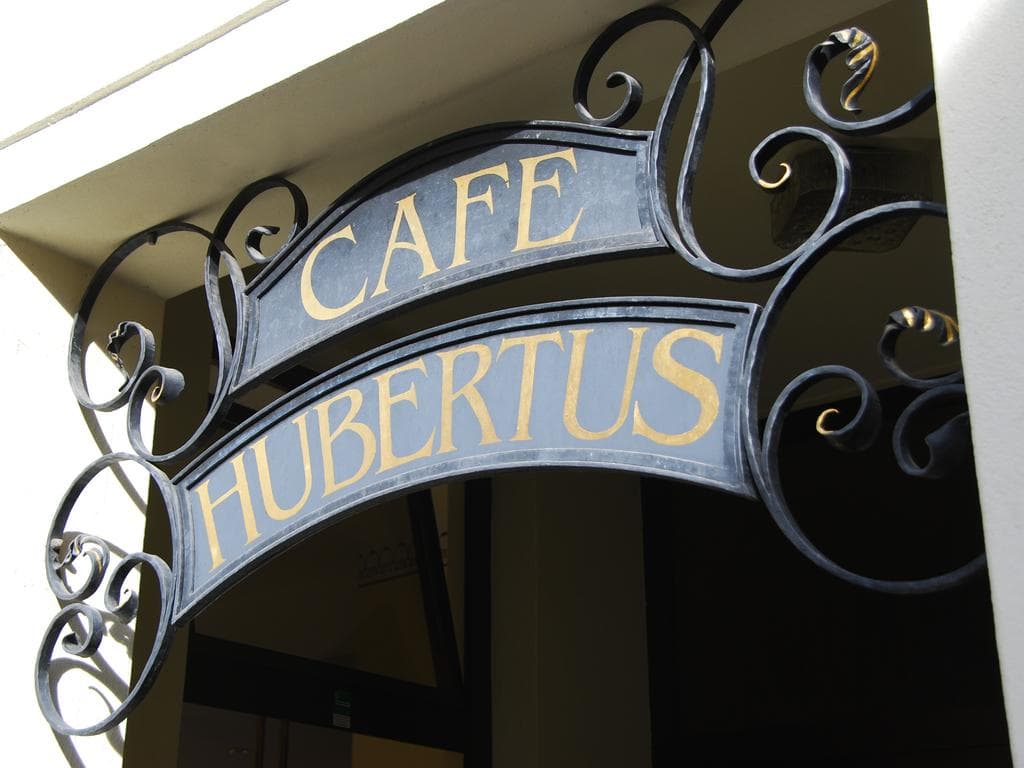 Hotel Hubertus - Garni - Café - Konditorei