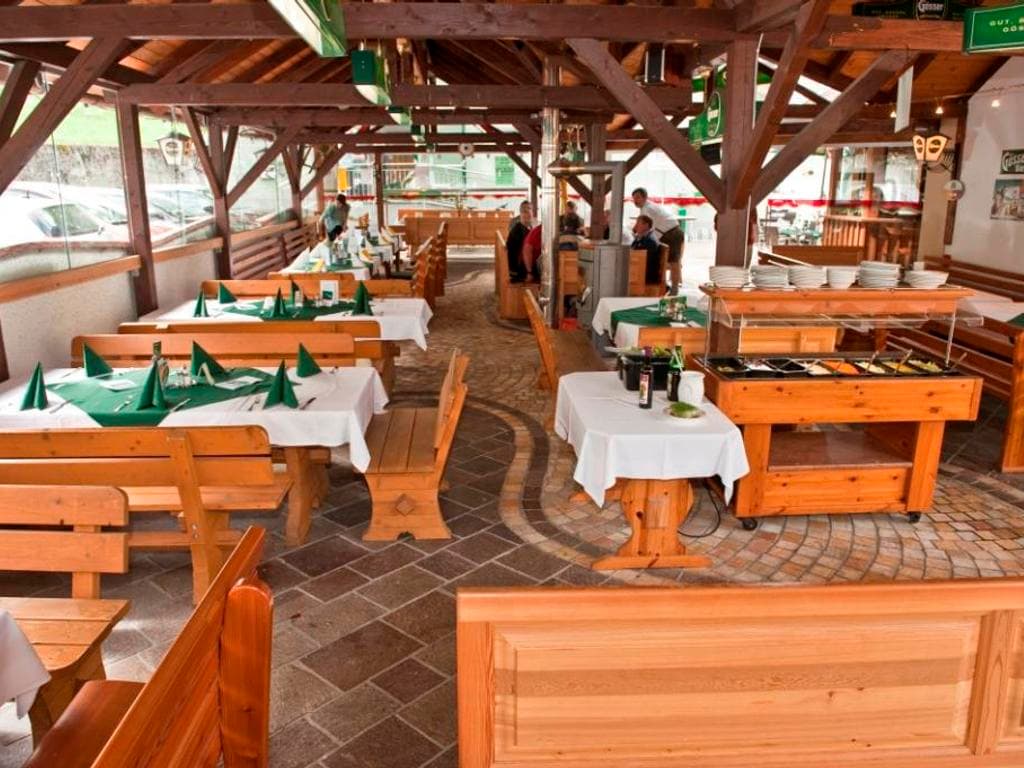 Gasthaus und Landmetzgerei Schröcker