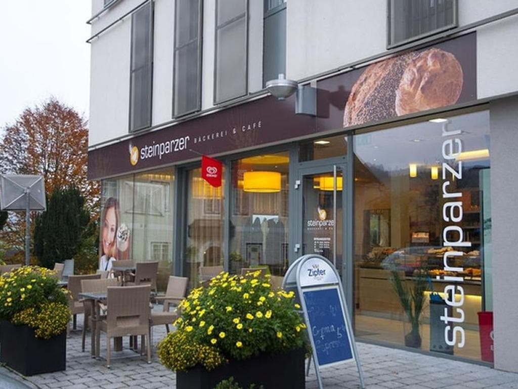 Bäckerei & Cafe Steinparzer