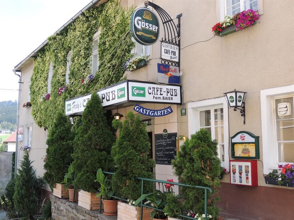 Gasthaus Cafe-Pub Baier