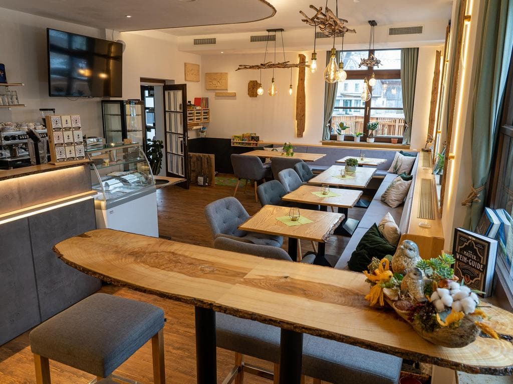 Cafe & Bar Holzeck