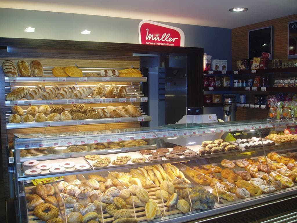 Bäckerei - Konditorei - Cafe Müller