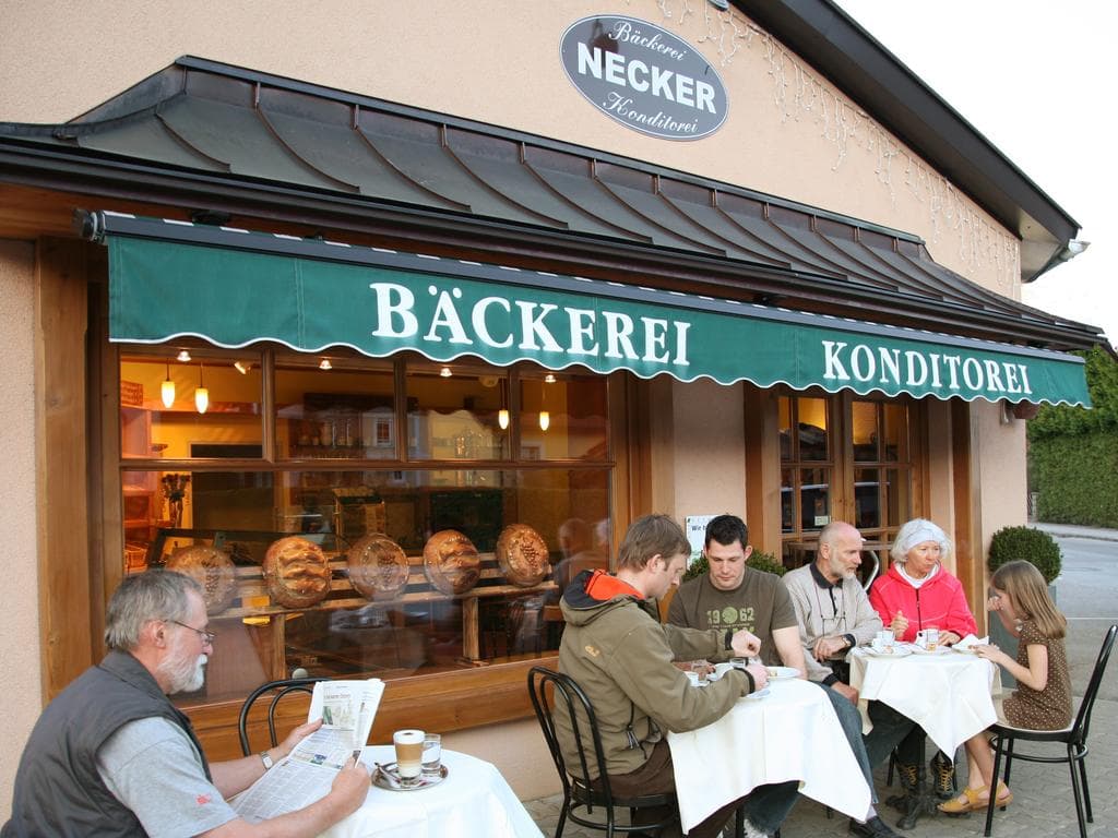 Bäckerei & Konditorei Necker