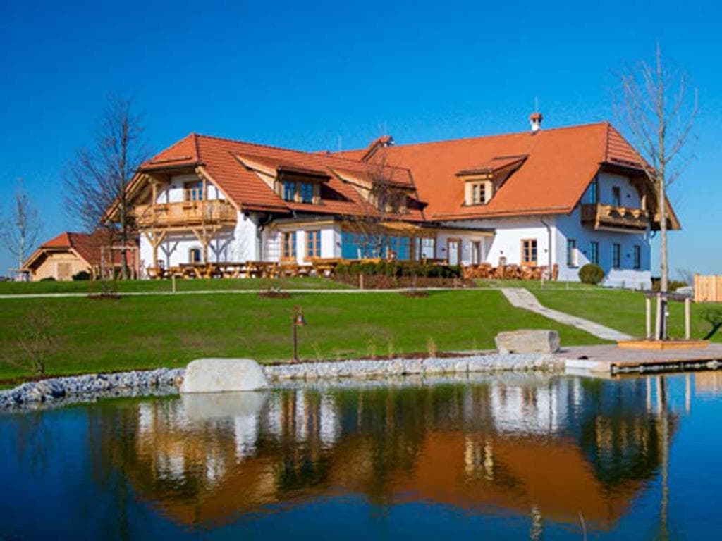 HOAMAT - Hotel & Restaurant