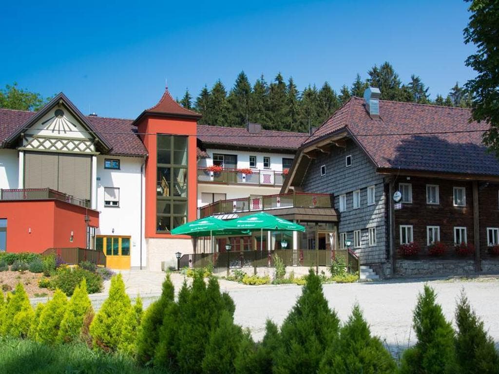 Bründlhof