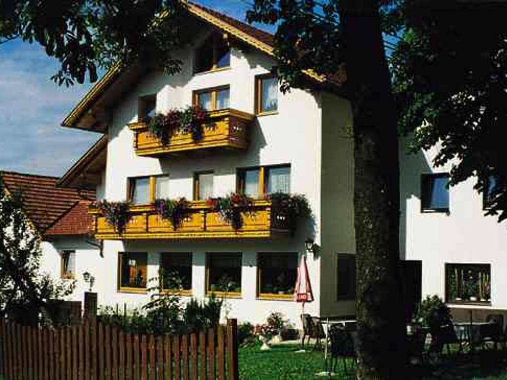 Gasthof-Pension "Zum Haugstein"