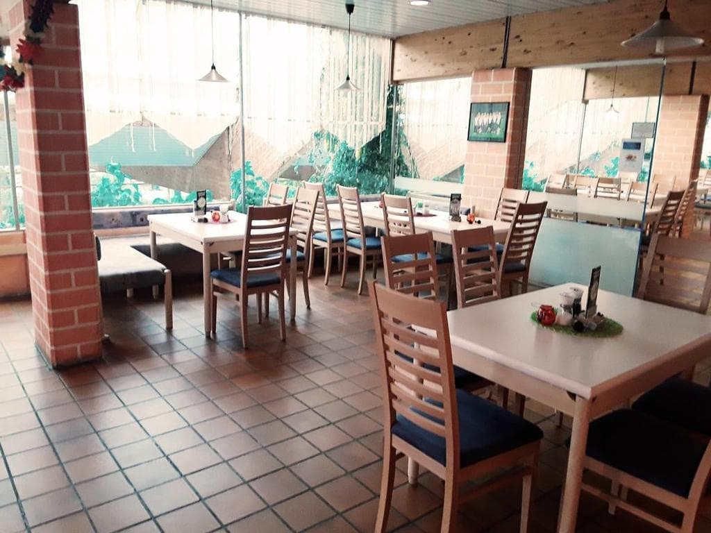 Hallenbadrestaurant „Marina“