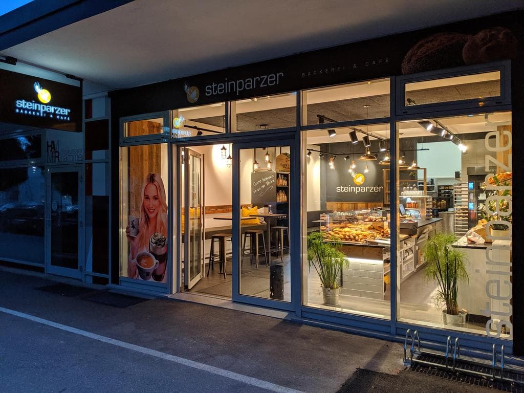 Bäckerei & Cafe Steinparzer