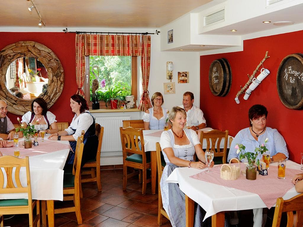 Gasthaus „Zum Vogelparadies“ - Salletmeier, Kirchdorf
